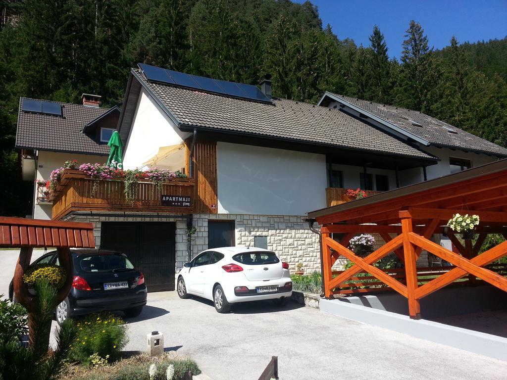 Apartments Oman Kranjska Gora Eksteriør bilde